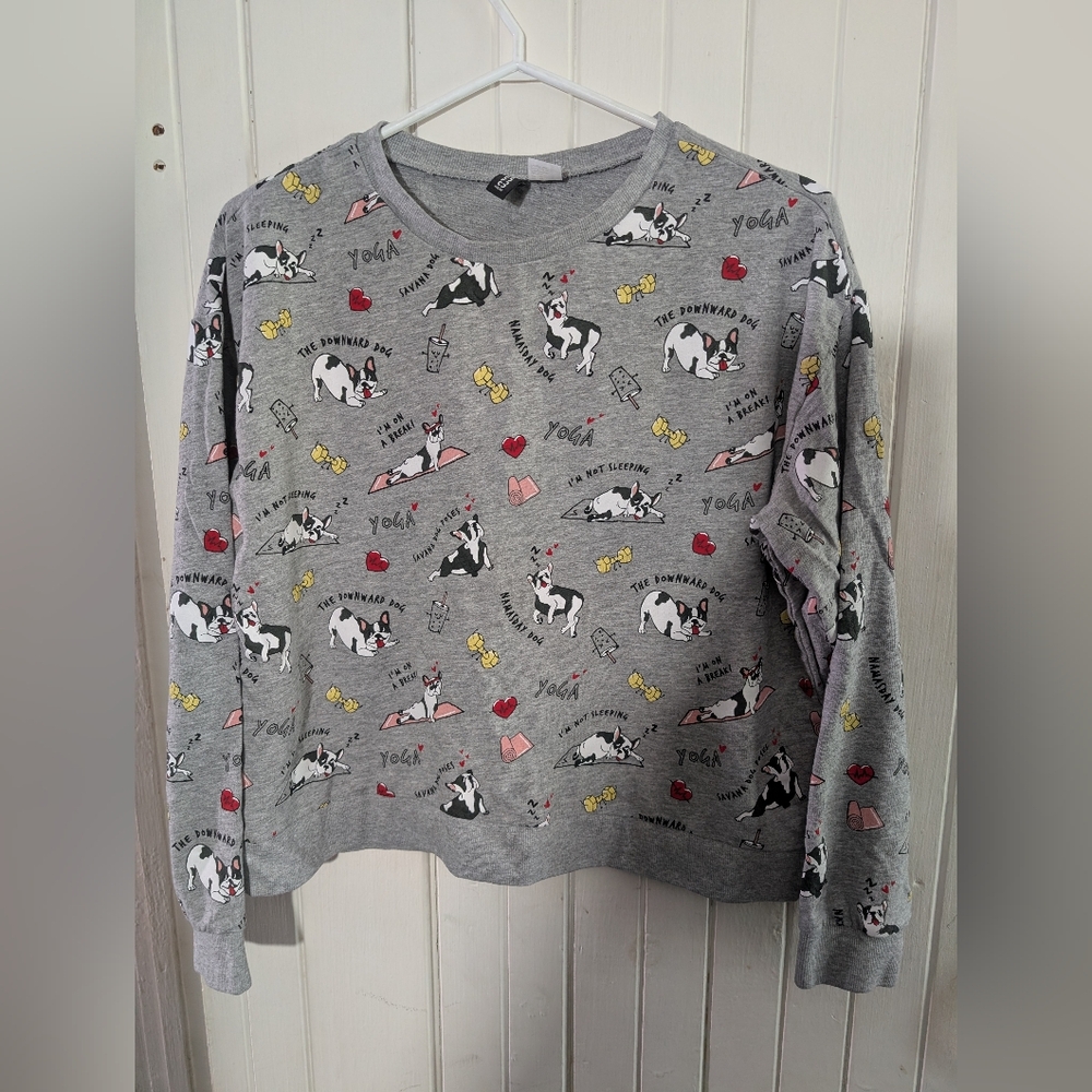 H&M FRENCH BULLDOG "YOGA" SWEATER
